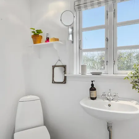 3 Bedroom Awesome In *