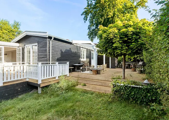 3 Bedroom Awesome In * Hornbæk